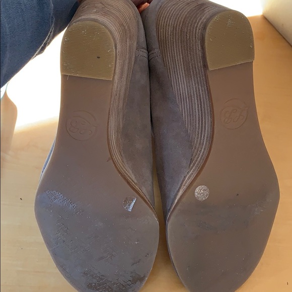 Lucky Brand open toe wedge heels - Picture 6 of 8